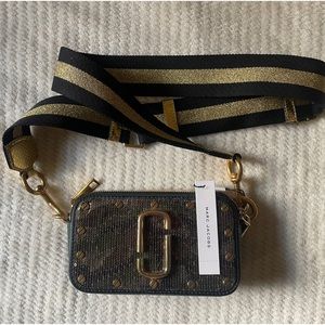 NWT MARC JACOBS SNAPSHOT ARMY/CAMO BAG